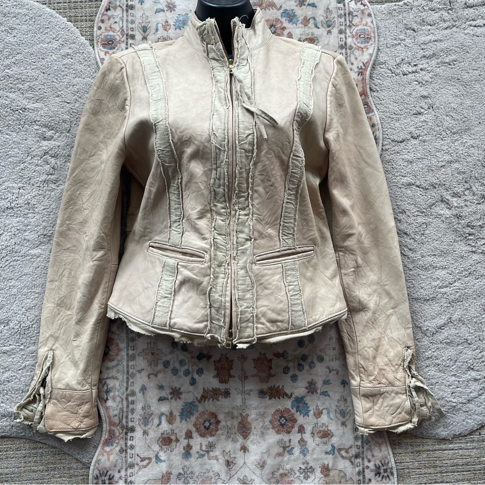 Women’s Cream Leather Zip-Front Jacket